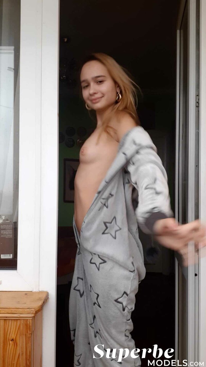 Инна, 21 год, 0 размер груди